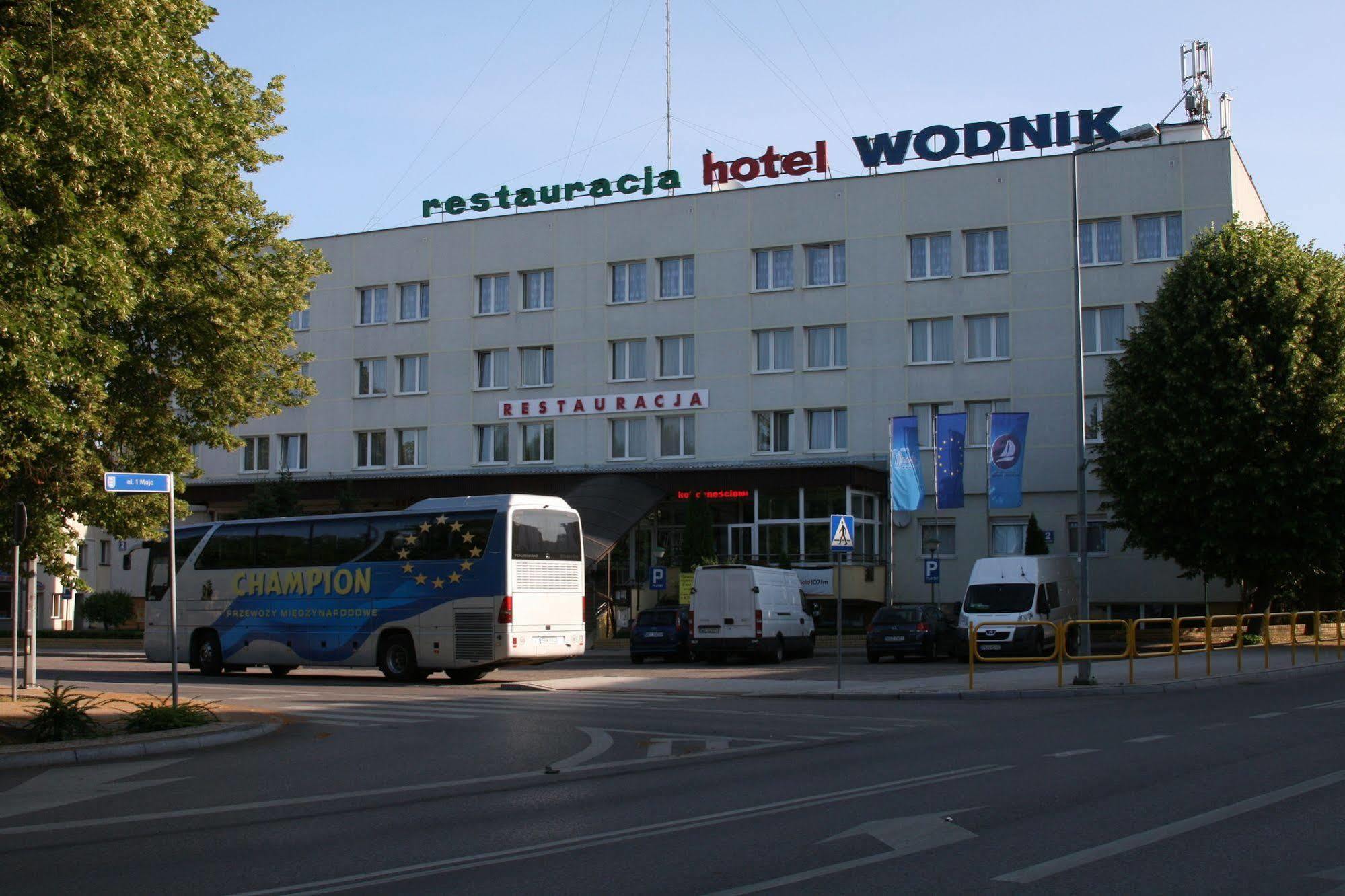 Hotel Wodnik Giżycko Exterior foto